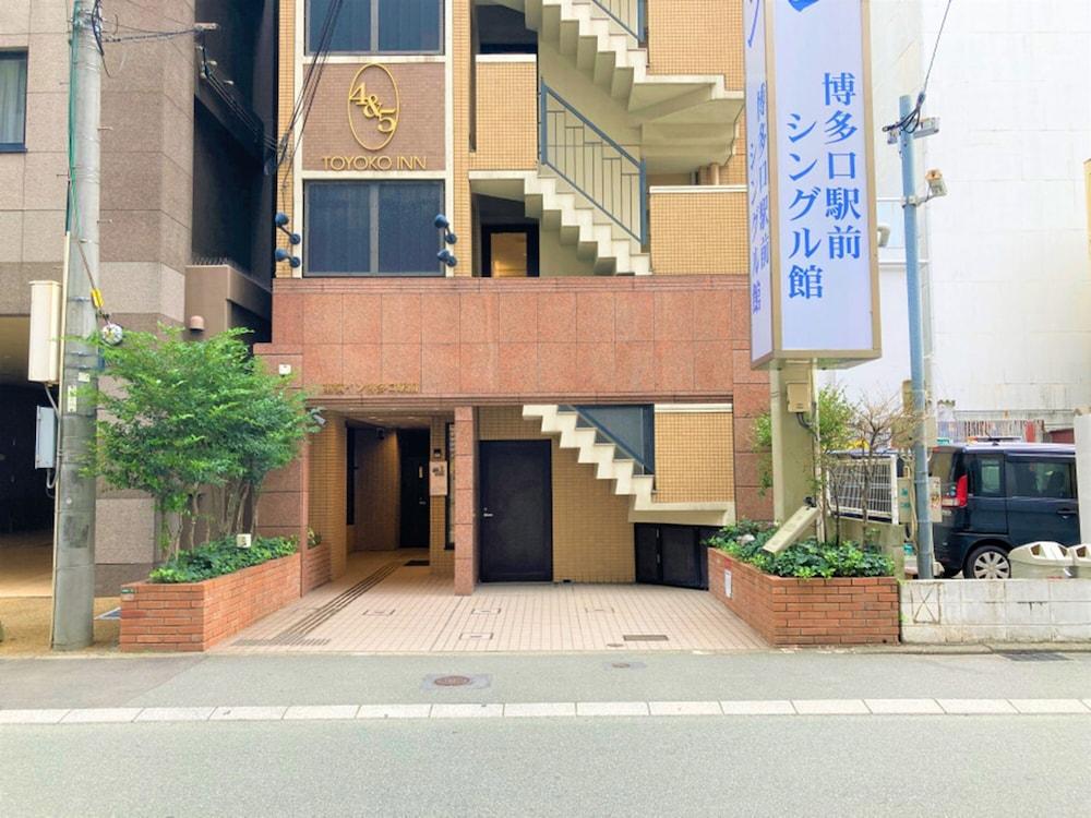 Toyoko Inn Hakata-Guchi Ekimae Fukuoka  Kültér fotó