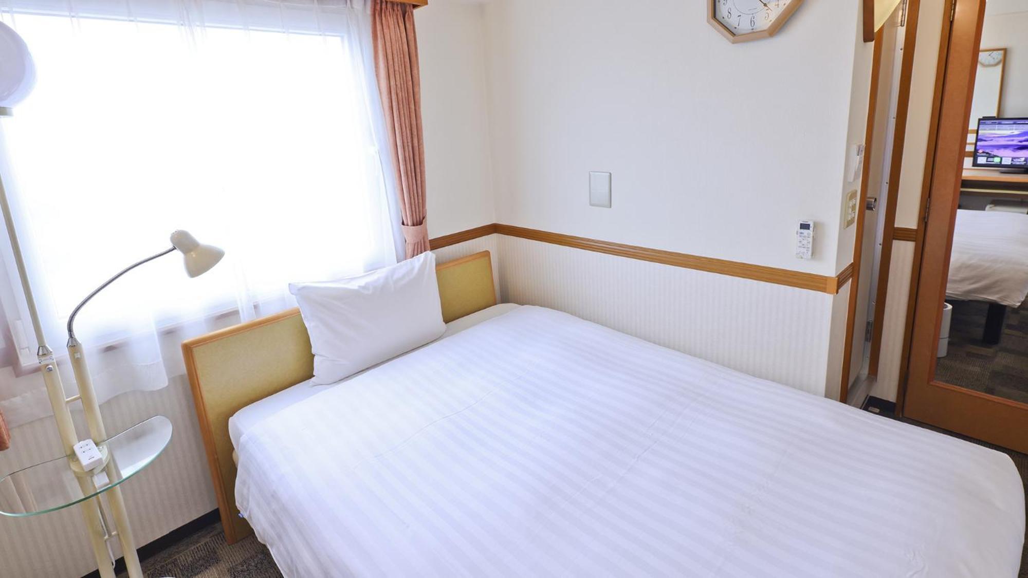 Toyoko Inn Hakata-Guchi Ekimae Fukuoka  Szoba fotó